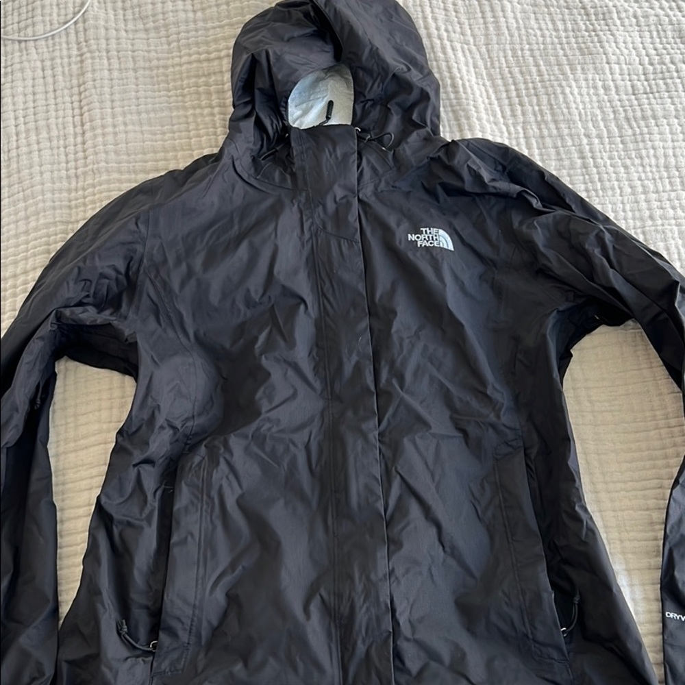 North Face Women’s Wind Breaker Zip Up Jacket
